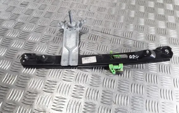 Rear door manual window regulator