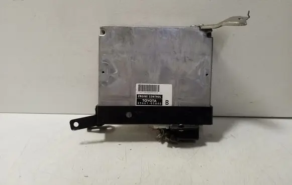 Toyota Corolla Verso E121 Engine control unit/module 8966105A40