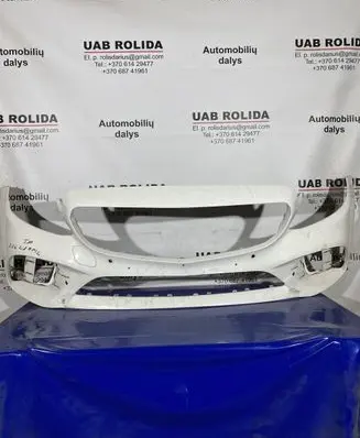 Mercedes-Benz C W205 Front bumper