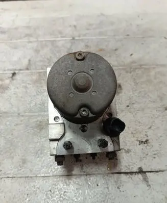 Toyota Avensis T250 ABS Pump 
