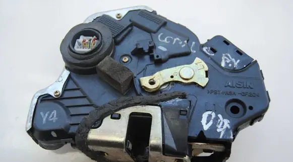 Toyota Corolla E120 E130 Coupe door lock (next to the handle) 
