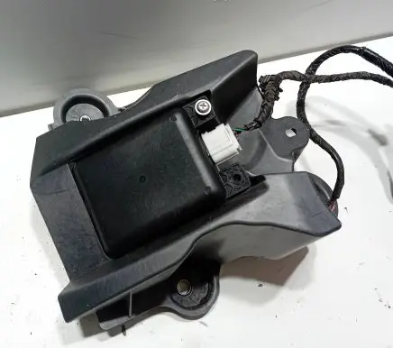 Mazda 2 Blind spot radar bracket DA6A67Y90C 6PZ01216716