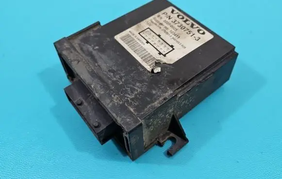 Volvo V70 Central body control module 3730751-3 IMPRK1373287