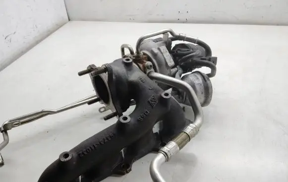 Volkswagen PASSAT B7 Turbo 4937318030 11208 AJ8101D