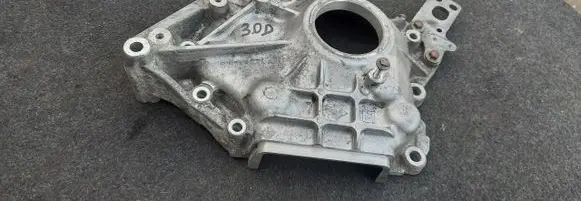 Infiniti QX70 S51 Timing belt guard (cover) 8200882029