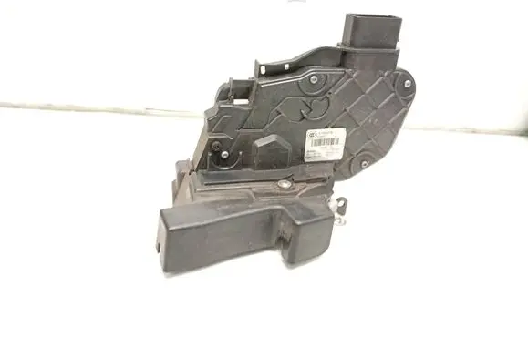 Volvo V70 Front door lock 31253278