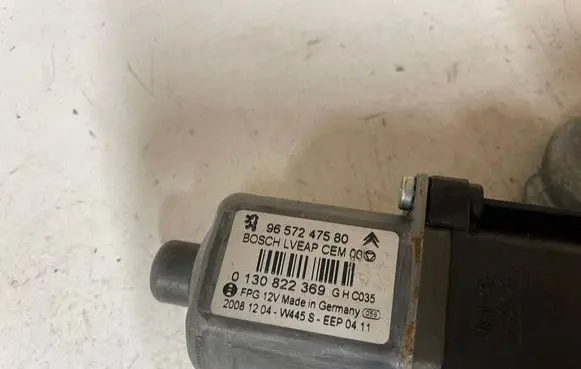 Peugeot 308 Front door window regulator with motor 9659826980 120076