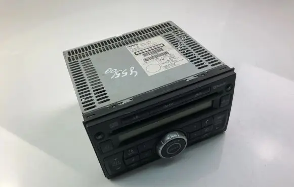 Nissan Navara D22 Radio/CD/DVD/GPS head unit 281855X36B