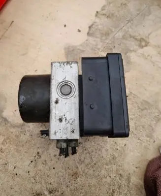 Ford Focus C-MAX ABS Pump 10097001083 5WK84102 BYS4H3145P47