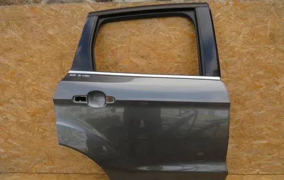 Ford Kuga II Rear door 