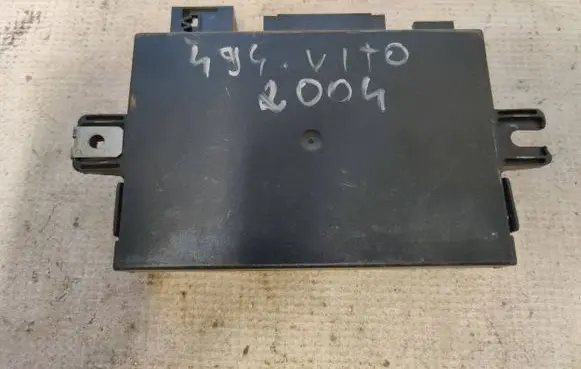 Mercedes-Benz Vito Viano W639 Tow bar trailer control unit/module 0315457232 5DS00810201
