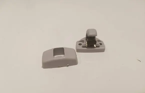 Skoda Fabia Mk1 (6Y) Sun visor clip/hook/bracket 3B0857563 3B0857561