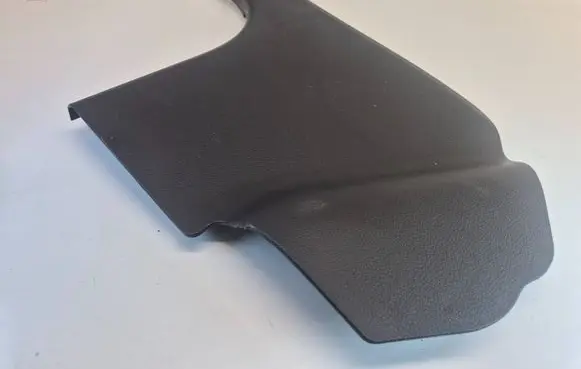 Mercedes-Benz C W204 Foot area side trim A2046881506 50510