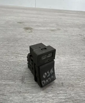 Volvo 850 Windscreen/window heater switch 6849405