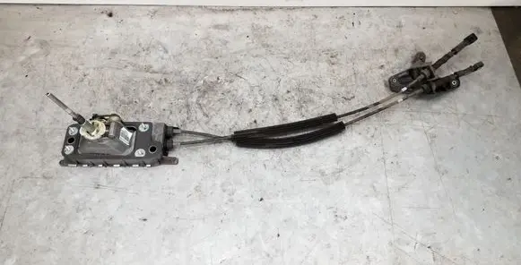 Volkswagen Jetta VI Gear shifter/selector 1K0711049CB 1K0711266AK 1K0711265AK