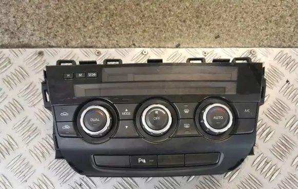 Mazda CX-5 Climate control unit KD5361190G