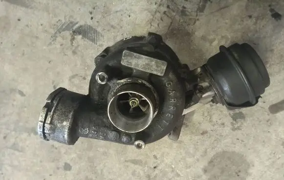 Volkswagen PASSAT B5.5 Turbo system vacuum part 03B145702G