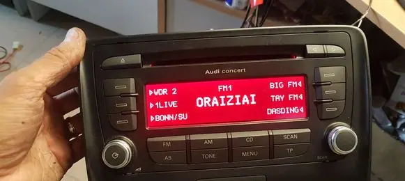 Audi TT TTS Mk2 Radio/CD/DVD/GPS head unit 8J0035186M CONCERT BLAUPUNKT