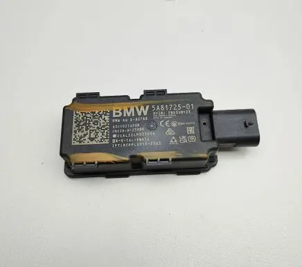 BMW X5 G05 Keyless system antenna 5A81725 A3C10274508