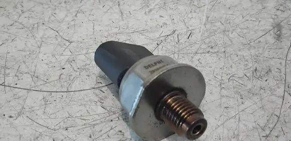 Fuel pressure sensor