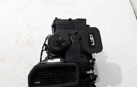 Dacia Sandero III Interior heater climate box assembly 272707197R
