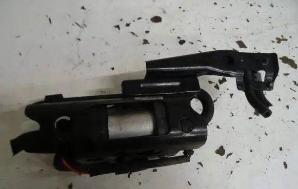 Volkswagen Scirocco In-tank fuel pump 5N0906129B