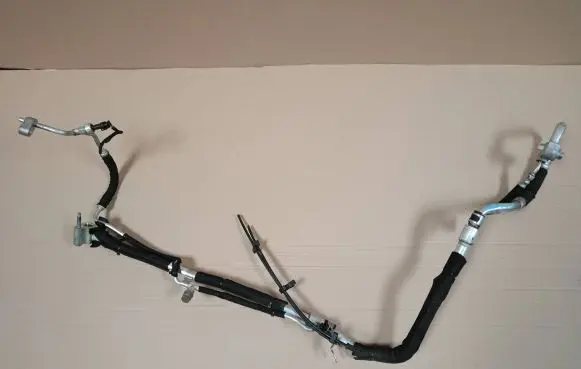 Jeep Wrangler Air conditioning (A/C) pipe/hose 68282106AC