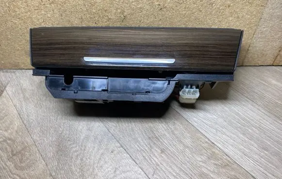 BMW 7 F01 F02 F03 F04 Car ashtray 9119317 911931706 51459119317