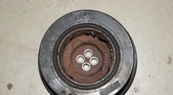 BMW 5 E39 Crankshaft pulley
