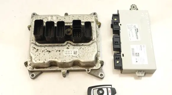 BMW X3 F25 Engine ECU kit and lock set 8639594 9359011