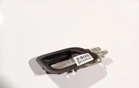 Honda FR-V Rear door interior handle