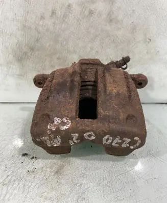Mercedes-Benz C W203 Front brake caliper