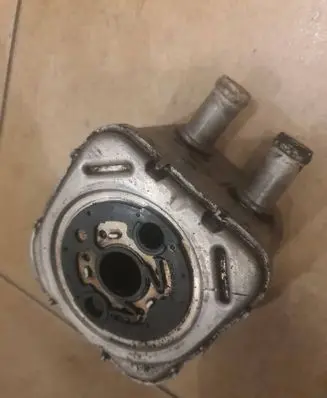 Audi A6 S6 C5 4B Oil filter mounting bracket 0930503
