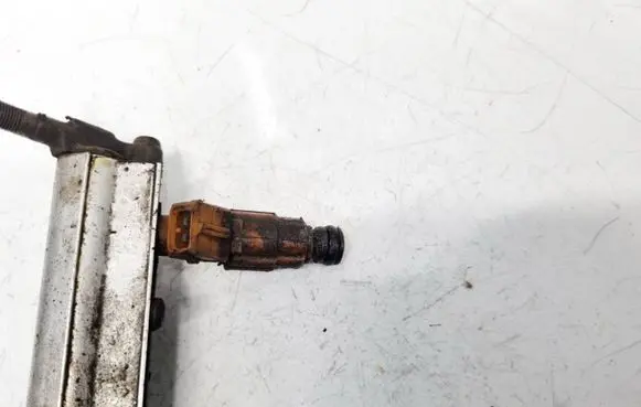 Volvo XC90 Fuel injector 0280155831 9186340