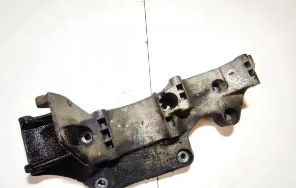 Seat Alhambra (Mk1) Engine mounting bracket 045903143c