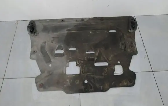 Volvo XC90 Engine cover (trim) 