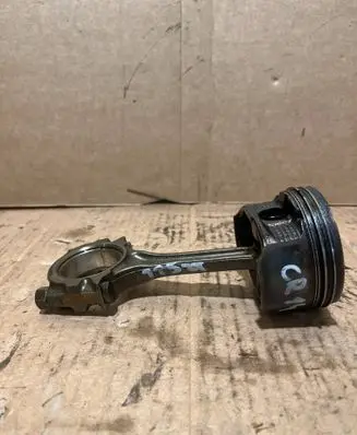 Nissan Note (E11) Piston with connecting rod 