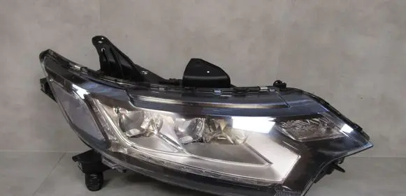 Mitsubishi Outlander Headlight/headlamp 4BX158301C864 0506150131