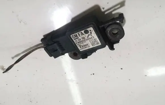 Opel Zafira B Airbag deployment crash/impact sensor 13158750 FA006230043