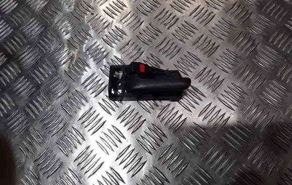 Toyota RAV 4 (XA20) Rear door interior handle