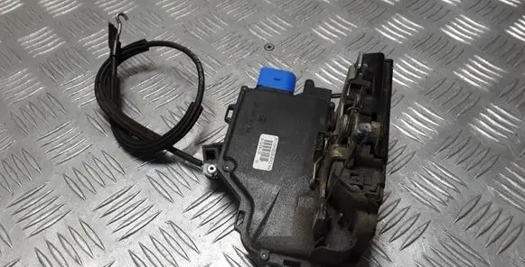 Volkswagen Caddy Front door lock 3D1837016