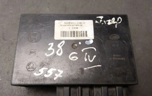 Volkswagen Golf IV Comfort/convenience module 1C0962258D