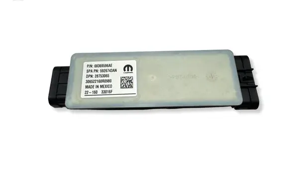 Chrysler Pacifica Sliding door control unit/module 68369596AE 5926743AN 28753065