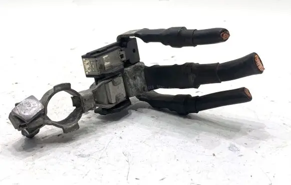 Hyundai ix35 Positive cable (battery) 