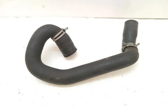 Ford C-MAX I Engine coolant pipe/hose 3M5H-8286-DH