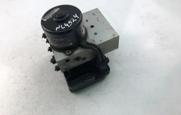 Volkswagen Golf IV ABS Pump 1J0614217E