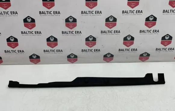 Audi A4 S4 B9 Fender end trim 8W0820582