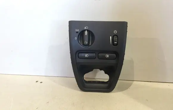Volvo XC90 Light switch 30739302