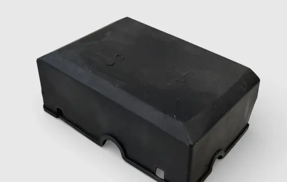 Cadillac Escalade Fuse box cover 25815385 15780699 15097981