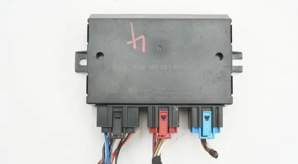Volkswagen PASSAT CC Tow bar trailer control unit/module 7N0907383A